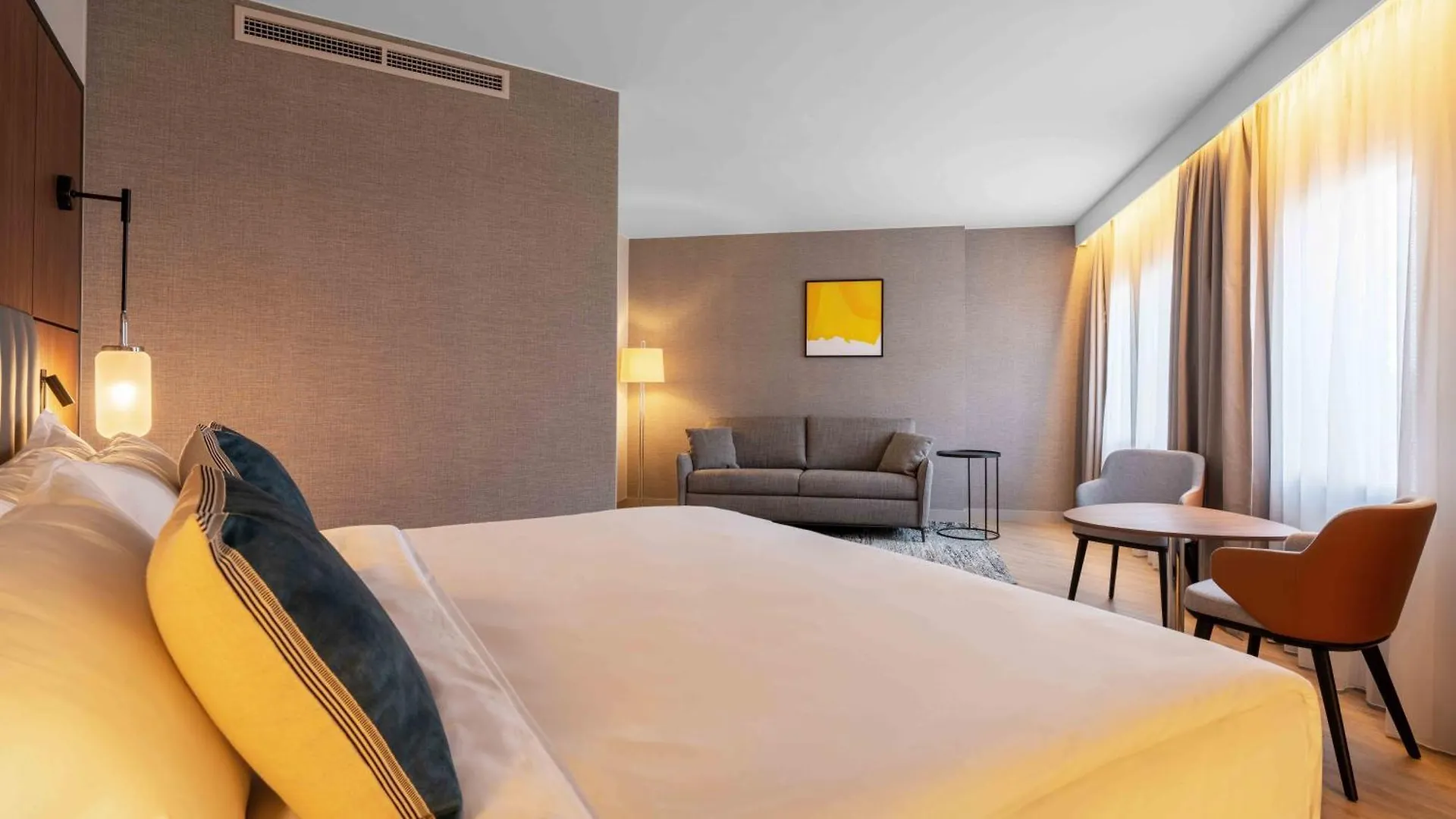 Voco Stockholm - Kista By Ihg Hotel