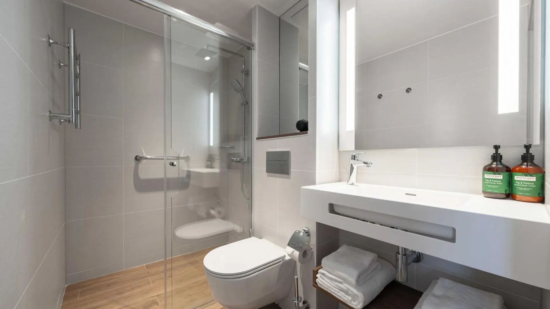 ****  Voco Stockholm - Kista By Ihg Hotel Sweden