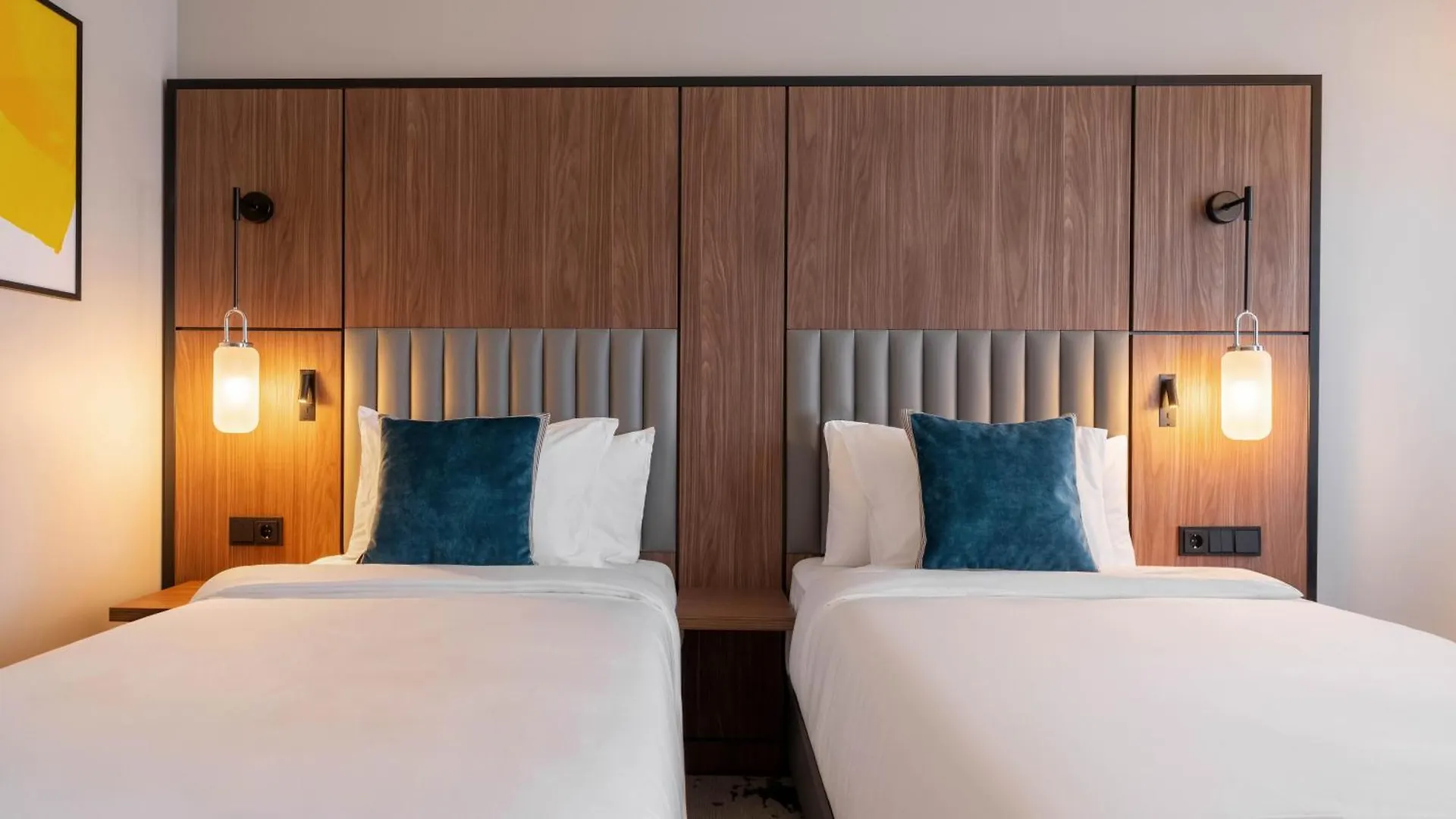 Voco Stockholm - Kista By Ihg Hotel